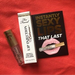 💄 Too Faced Lip Injection Extreme Gloss 💄